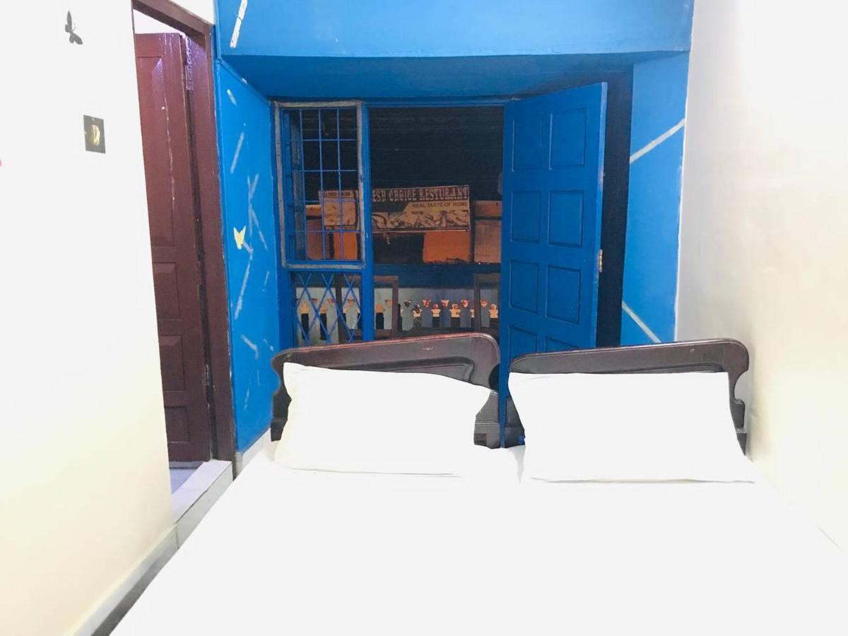 Brisbane Lodge & Hostel Kochi Extérieur photo