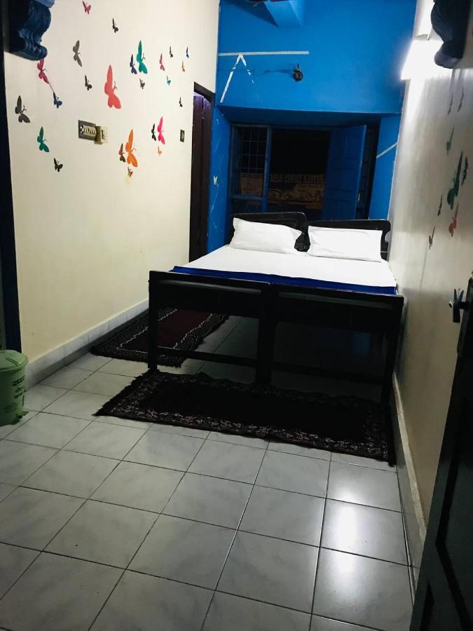 Brisbane Lodge & Hostel Kochi Extérieur photo