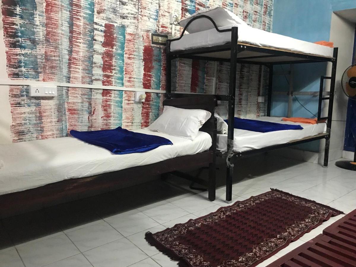 Brisbane Lodge & Hostel Kochi Extérieur photo